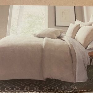 Ellen DeGeneres King size Dream Duvet cover two regular size shams oatmeal linen